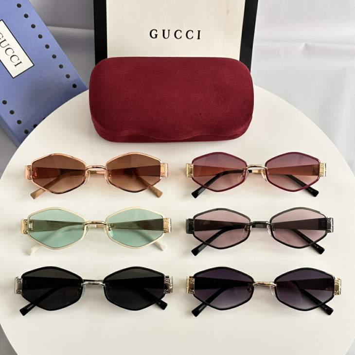 Picture of Gucci Sunglasses _SKUfw79338494fw